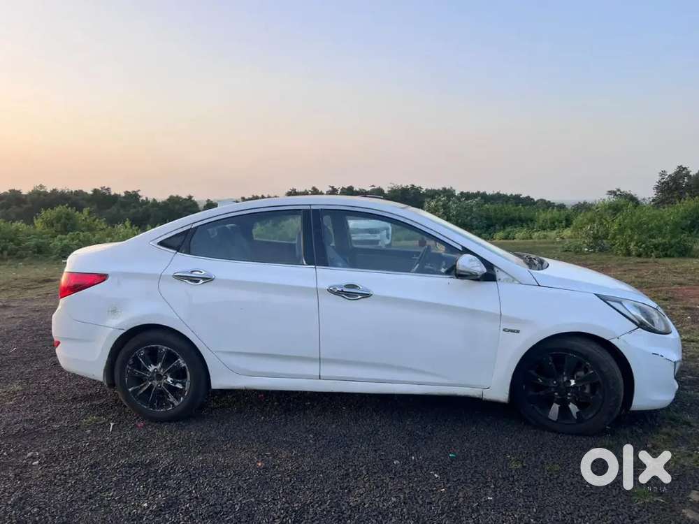 Hyundai Verna 1.6 Sx 2012