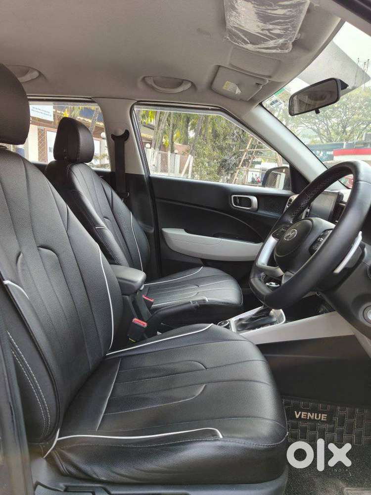 Hyundai Venue 1.0 S (o) Turbo Dct, 2023, Petrol