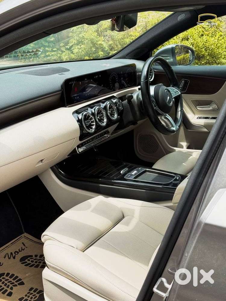 Mercedes-benz A-class Limousine 200, 2024, Petrol