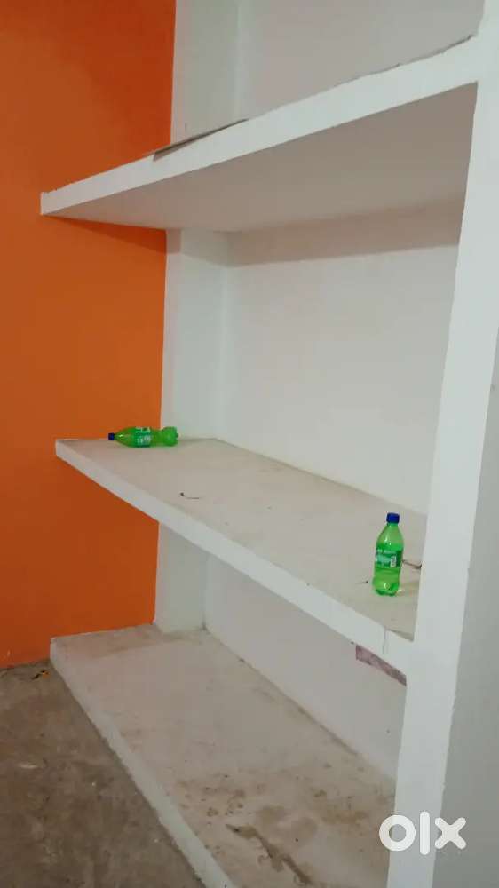 My House are best location near raj English school and buddha hotel