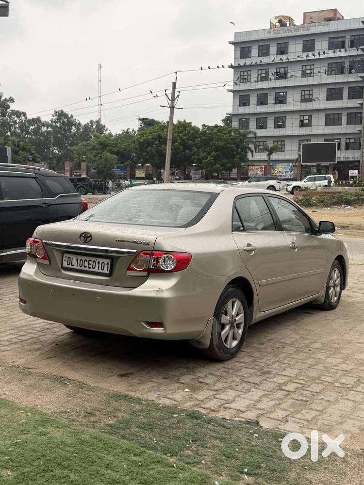 Toyota Corolla Altis, 2011, Petrol