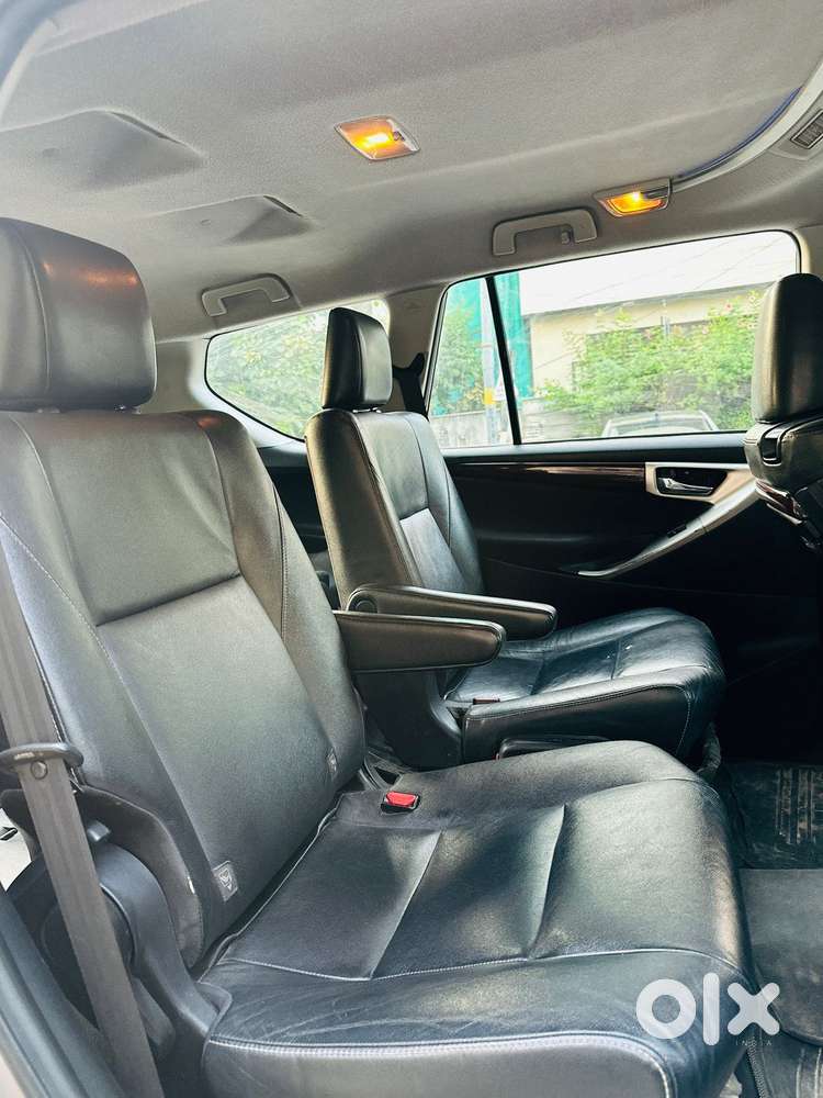 Toyota Innova Crysta 2.4 Z 7 Str, 2016, Diesel