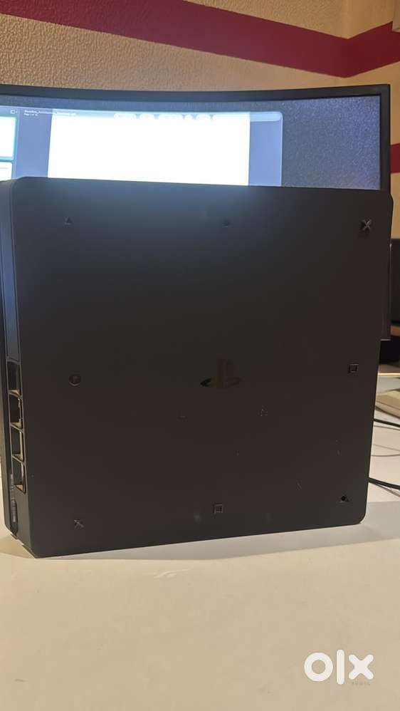 PS4 SLIM 500GB - full working condition