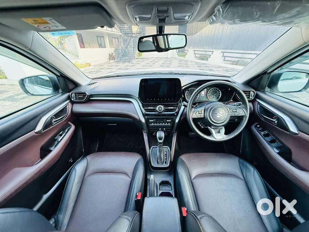 Maruti Suzuki Grand Vitara 1.5 Alpha Smart Hybrid Dual Tone, 2023, P..
