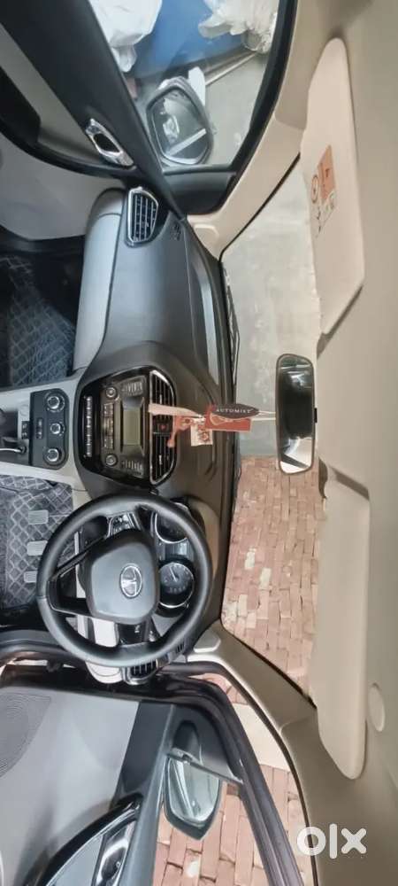 5th Owner Car Fully Furnished Urgent Selling