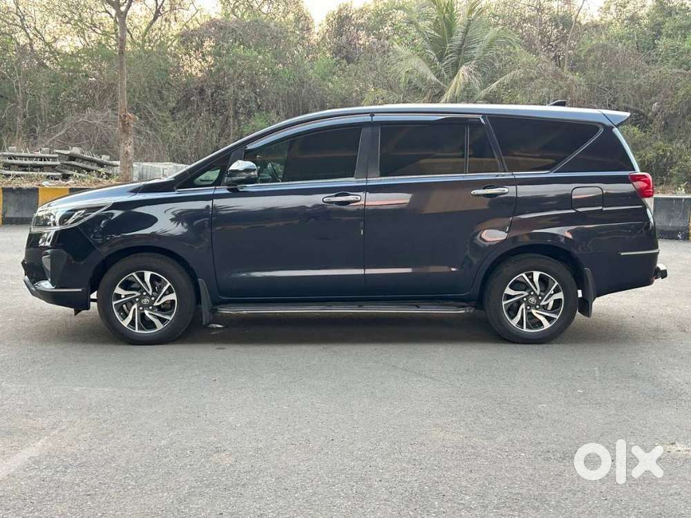 Toyota Innova Crysta 2.4 V 8 Str, 2022, Diesel