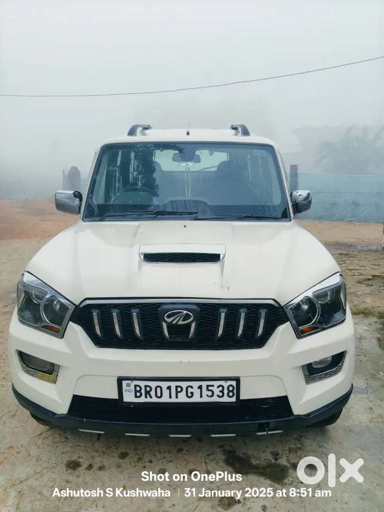 Mahindra Scorpio 2.2 Hybrid 2015