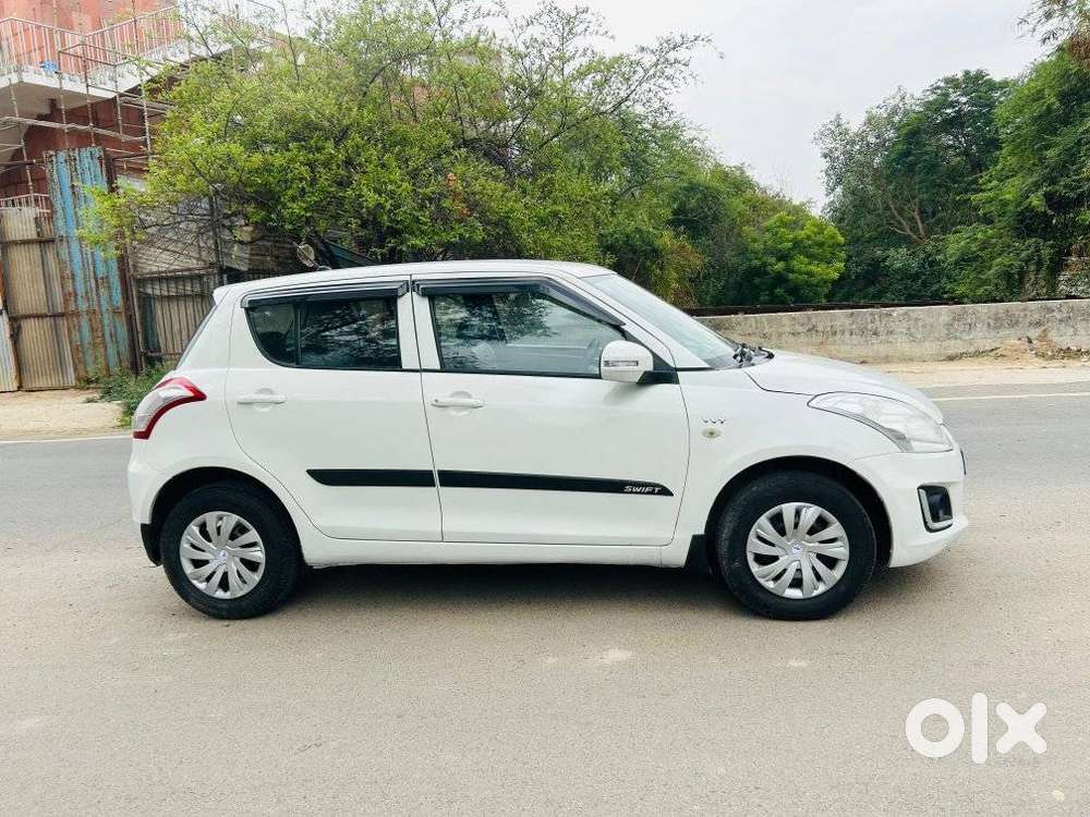 Maruti Suzuki Swift Lxi Option, 2016, Petrol