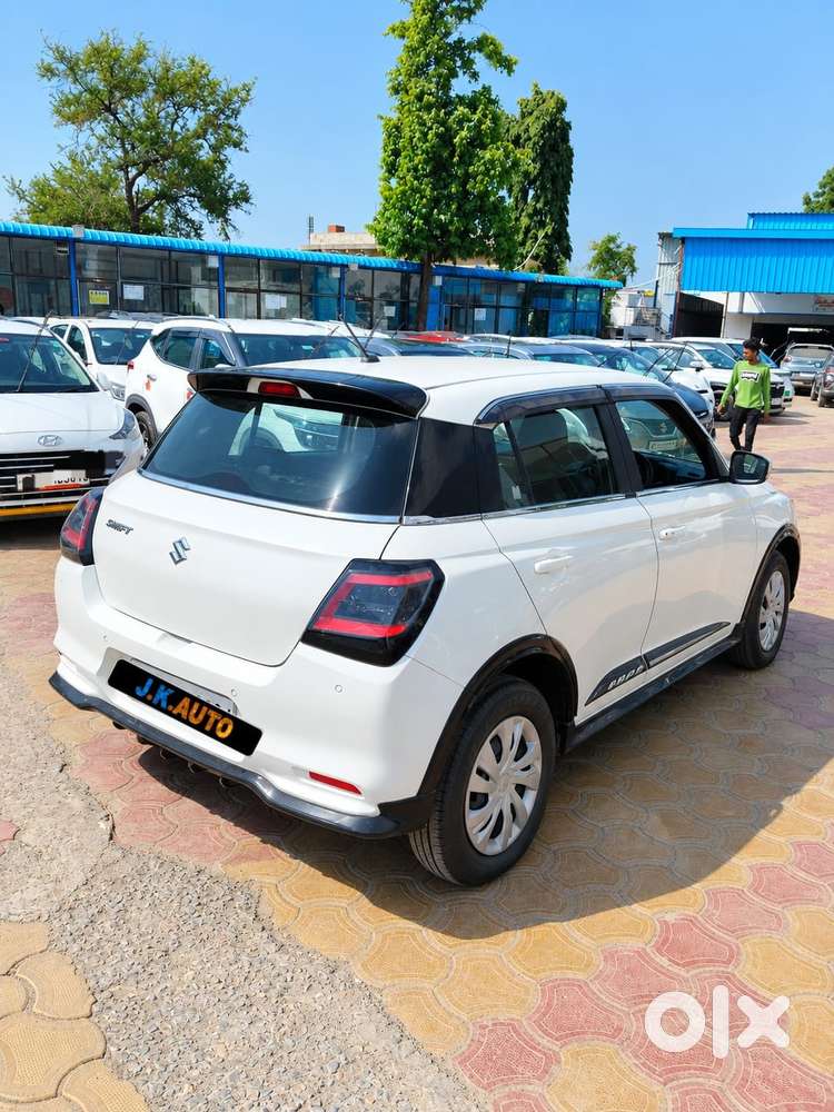 Maruti Suzuki Swift 1.2 Vxi (o), 2024, Petrol