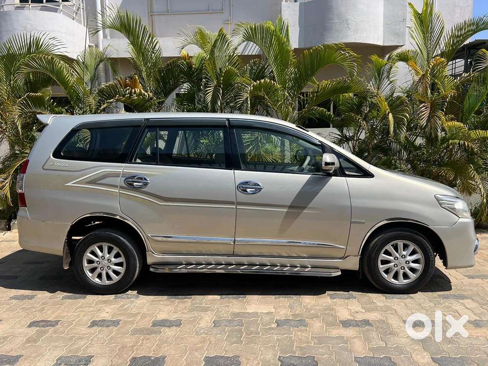 Toyota Innova 2012 Diesel Well Maintained