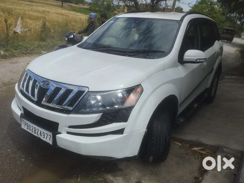 Mahindra Xuv500 2013 Diesel 105000 Km Driven