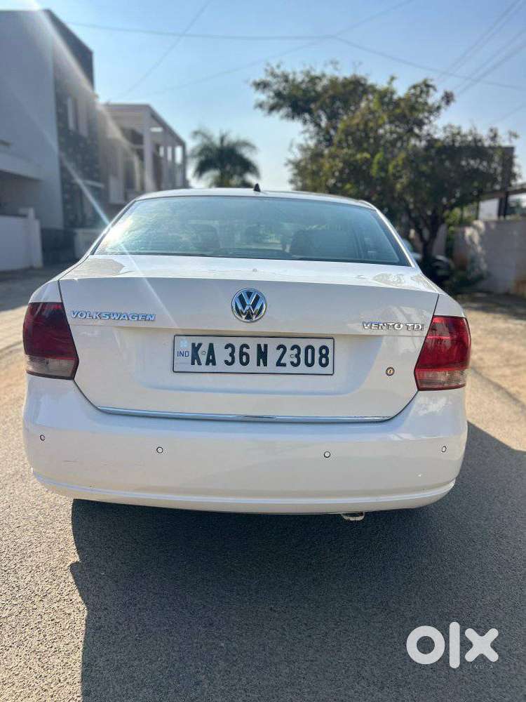 Volkswagen Vento 1.6 Highline Plus 16 Alloy, 2014, Diesel