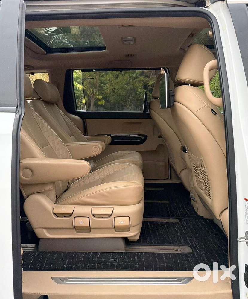 Kia Carnival Limousine Plus 7 Str, 2022, Diesel