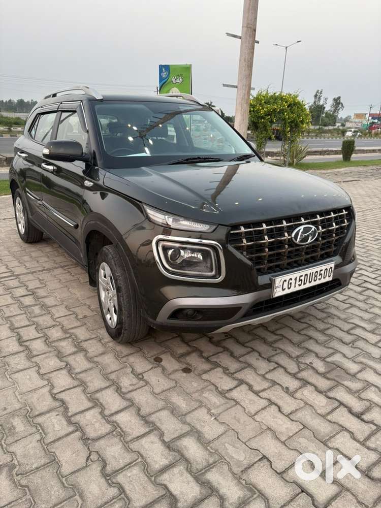 Hyundai Venue 2020 Petrol 53000 Km Driven