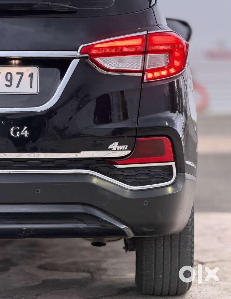 Mahindra Alturas G4 4wd At, 2019, Diesel