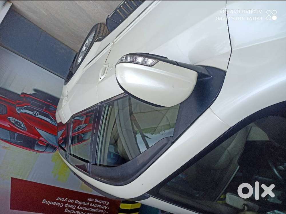 Mahindra Xuv 500 W10 Top Model Dec.2015model