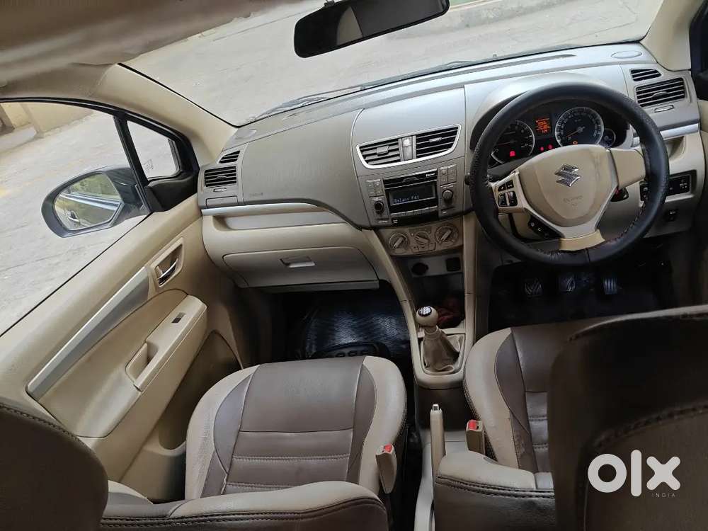 Maruti Suzuki Ertiga Vxi Cng  Petrol + Cng