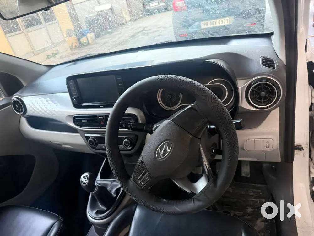 2020 Grand Nios
1 Owner Car 
50 Hjar Chali 
Full Insurnce Car
