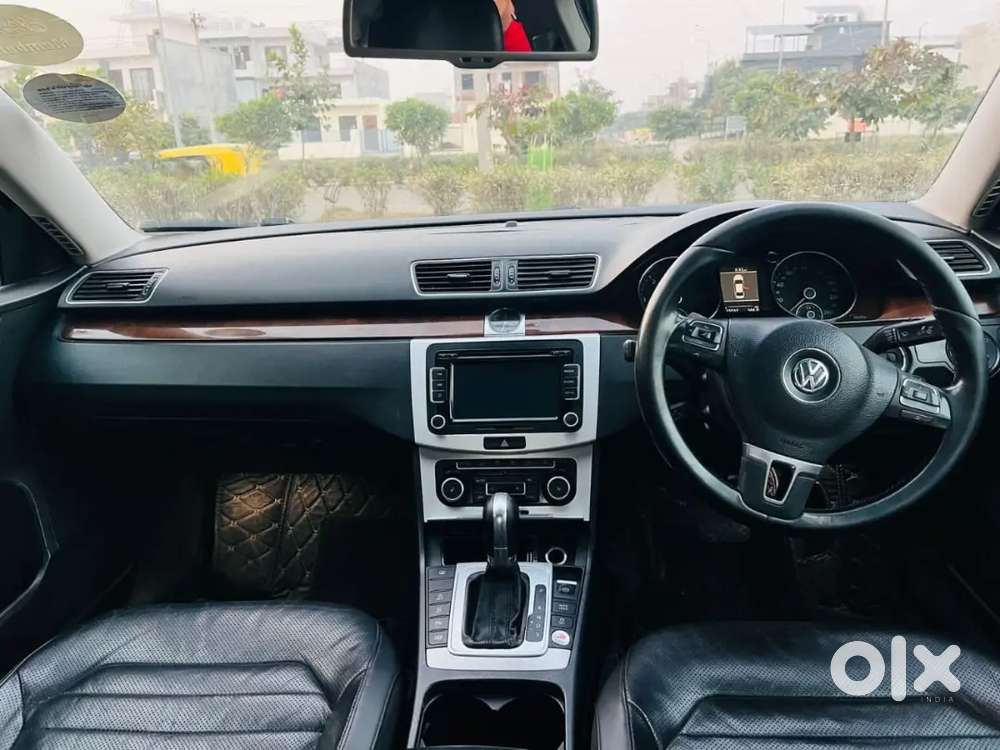 Volkswagen Passat 2011