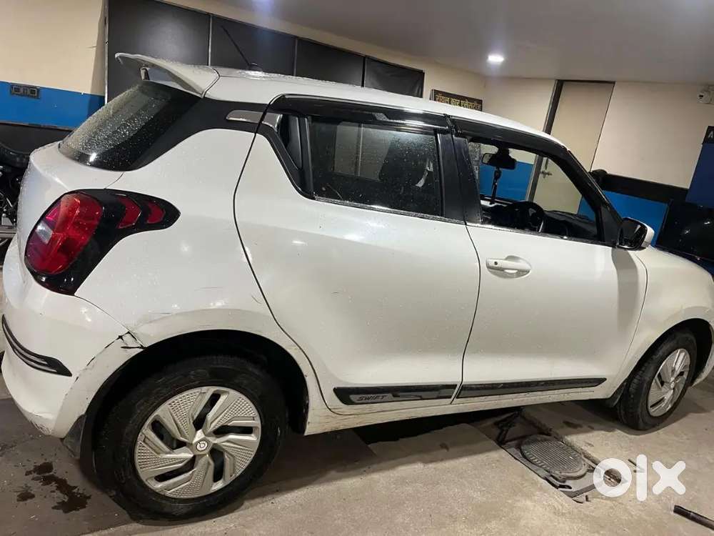 New Car Lena Hai Isliye Isko Bechna Hai