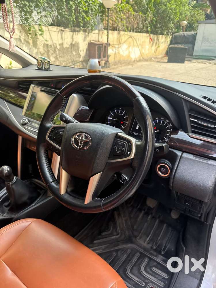 Toyota Innova Crysta 2.7 Vx Mt, 2019, Petrol