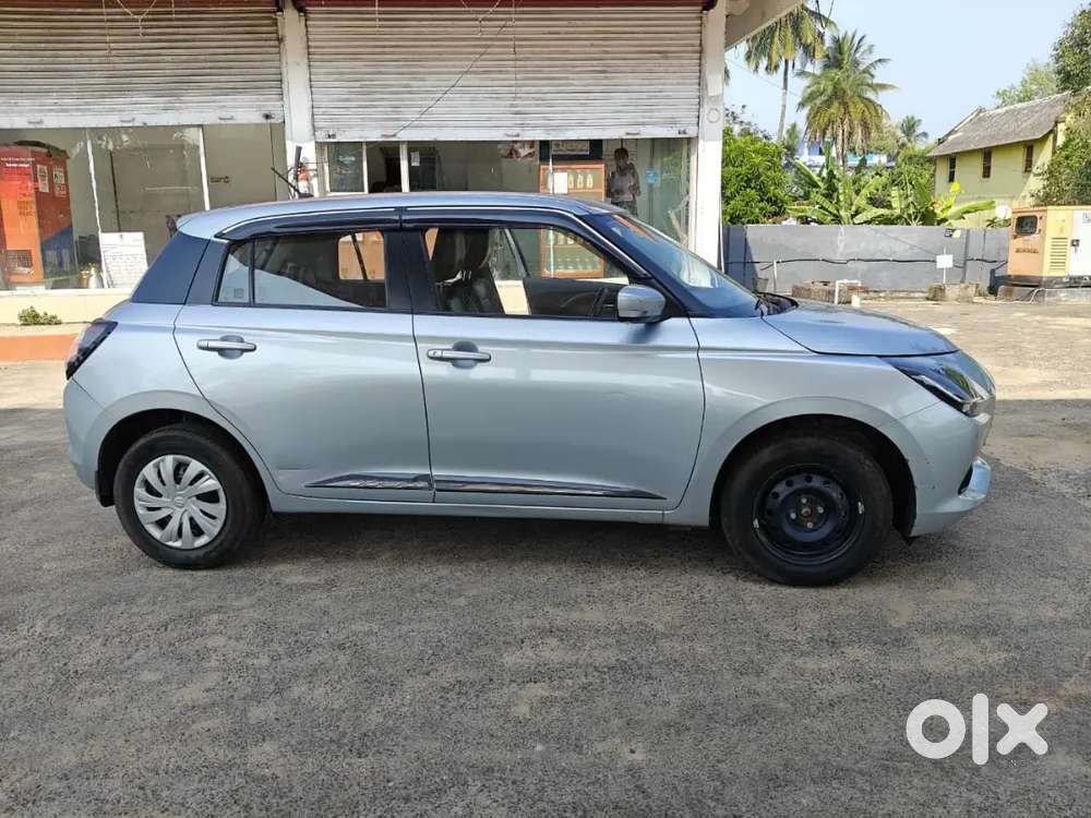 Maruti Suzuki Swift 2024 Petrol 33000 Km Driven