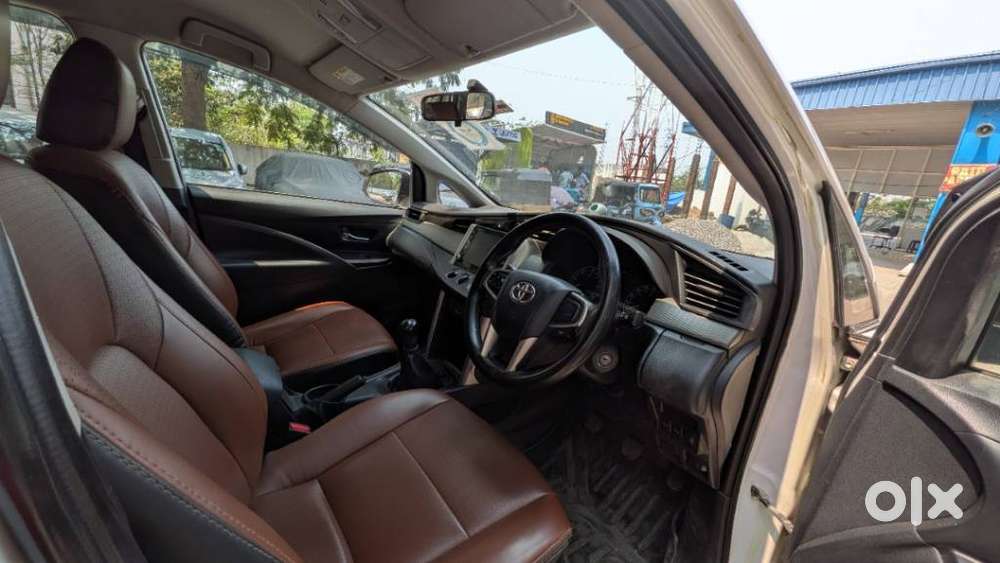 Toyota Innova Crysta [2020-ongoing] 2.7 Gx Mt 7 Str, 2023, Diesel
