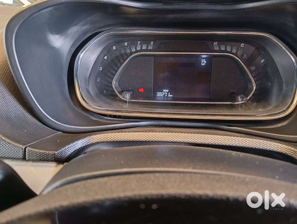 Tata Nexon 1.2 Revotron Xza Plus, 2022, Petrol