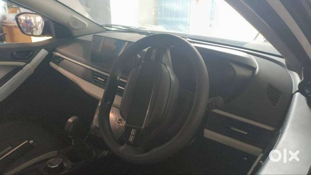 Tata Nexon 2025 Petrol 6000 Km Driven