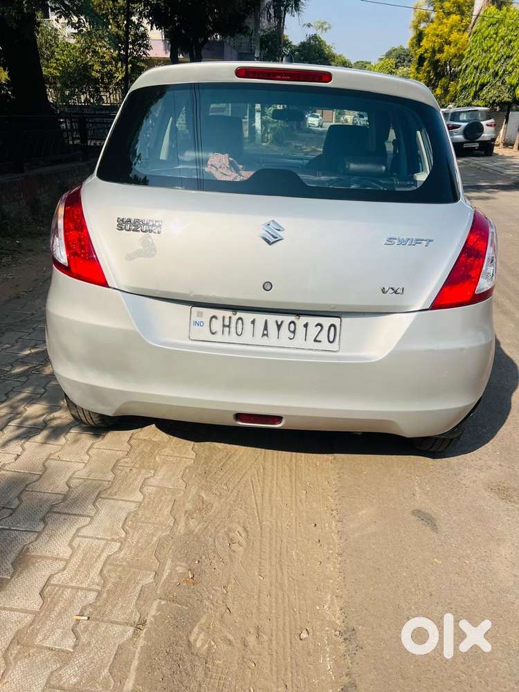 Maruti Suzuki Swift Vxi + Manual, 2014, Petrol
