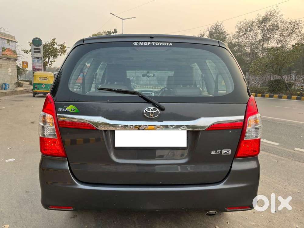 Toyota Innova 2.5 Zx 7 Str Bs-iv, 2015, Diesel