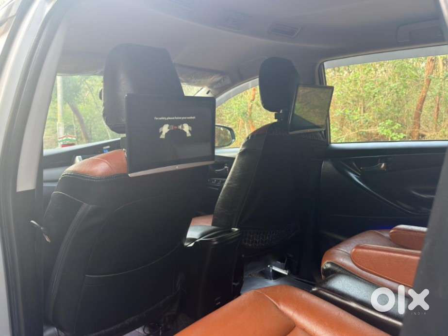 Toyota Innova Crysta 2.8 Gx At 7 Str, 2018, Diesel