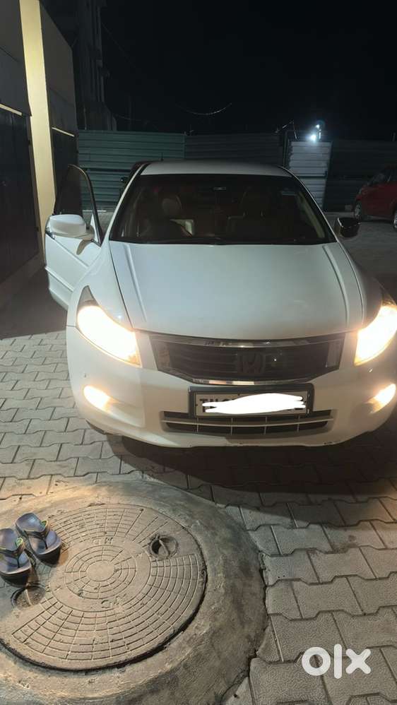 Honda Accord 2.4 At Petrol 2009