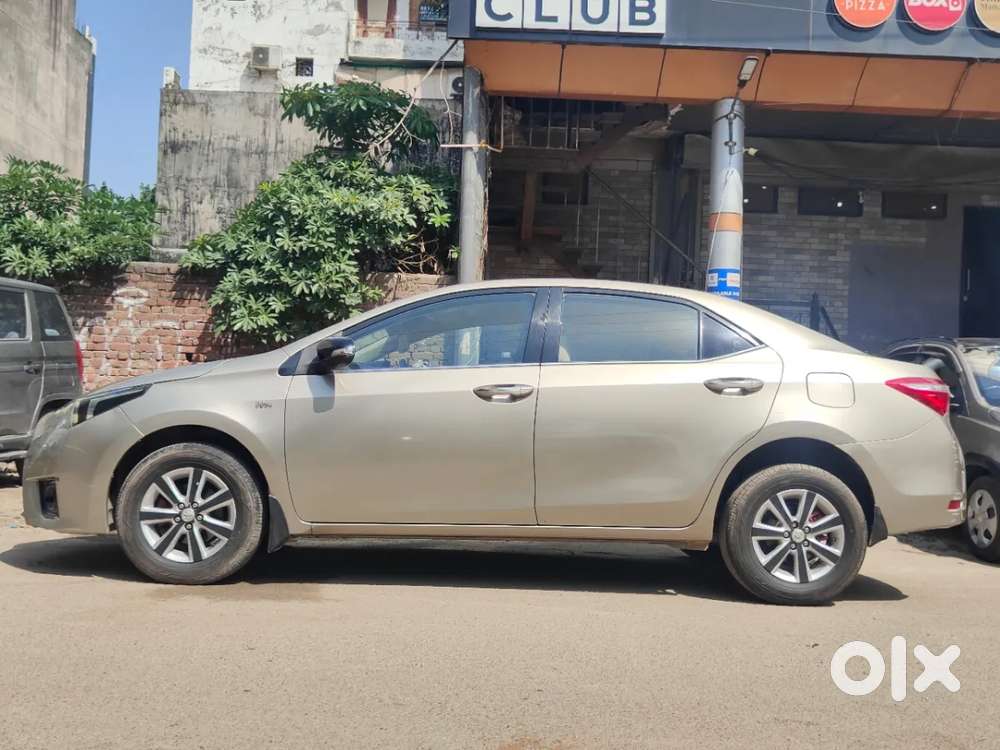 Toyota Corolla Altis 1.8 G, 2015, Petrol