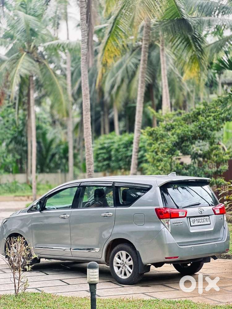 Toyota Innova Crysta 2019