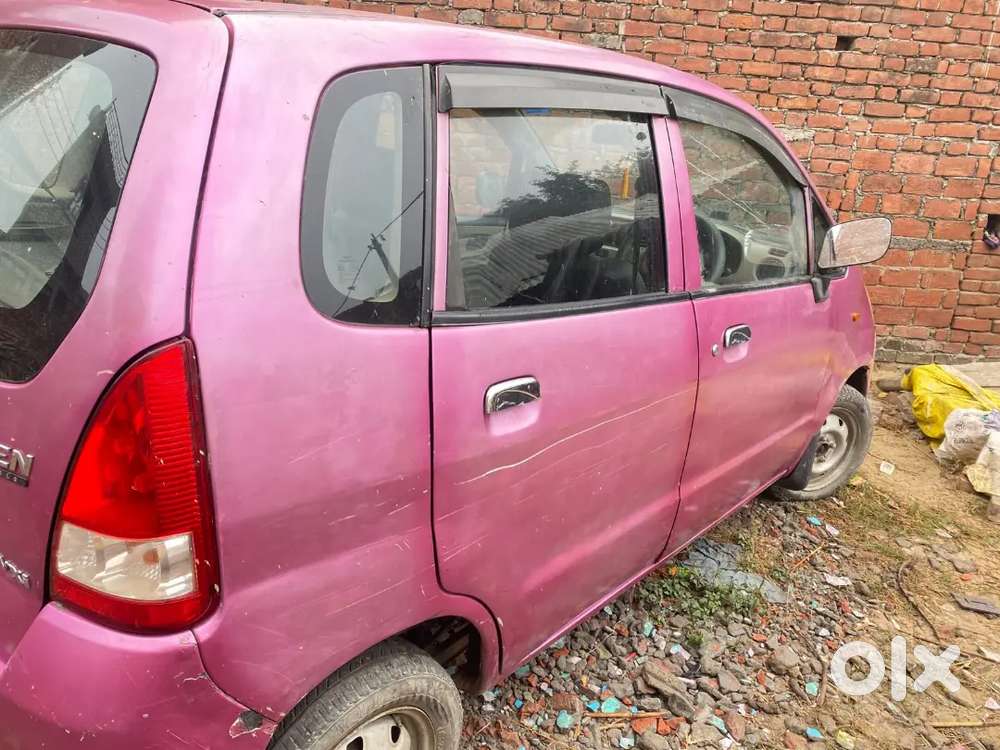 Maruti Suzuki Estilo 2012