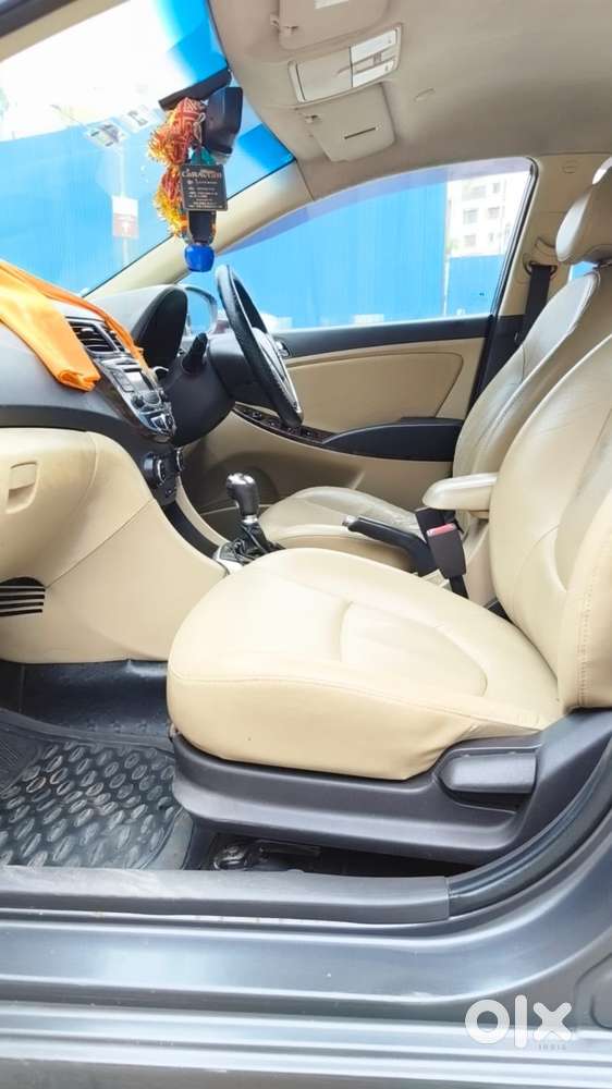 Hyundai Verna, 2012