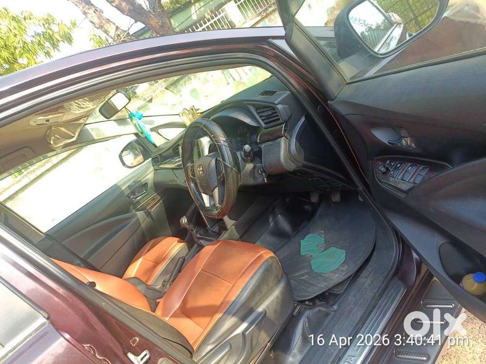 Toyota Innova Crysta 2.4 G Mt, 2019