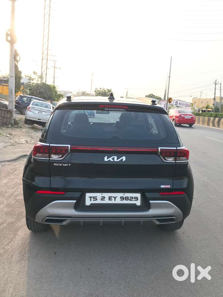 Kia Sonet Petrol 2023