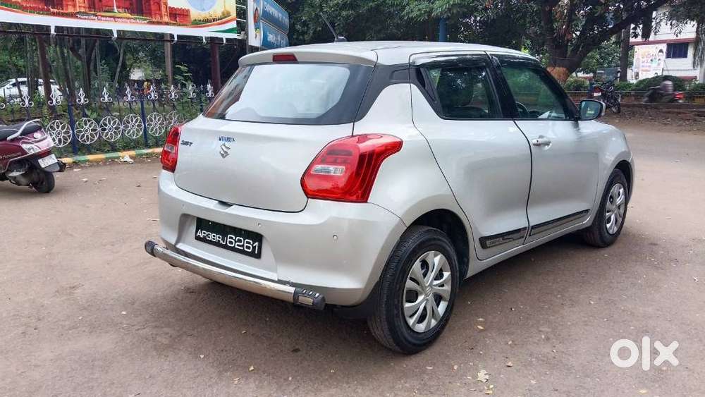 Maruti Suzuki Swift Vxi Optional, 2021, Petrol