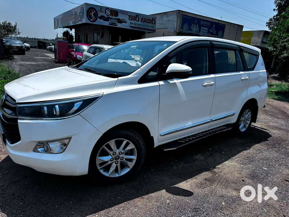 Toyota Innova Crysta 2018