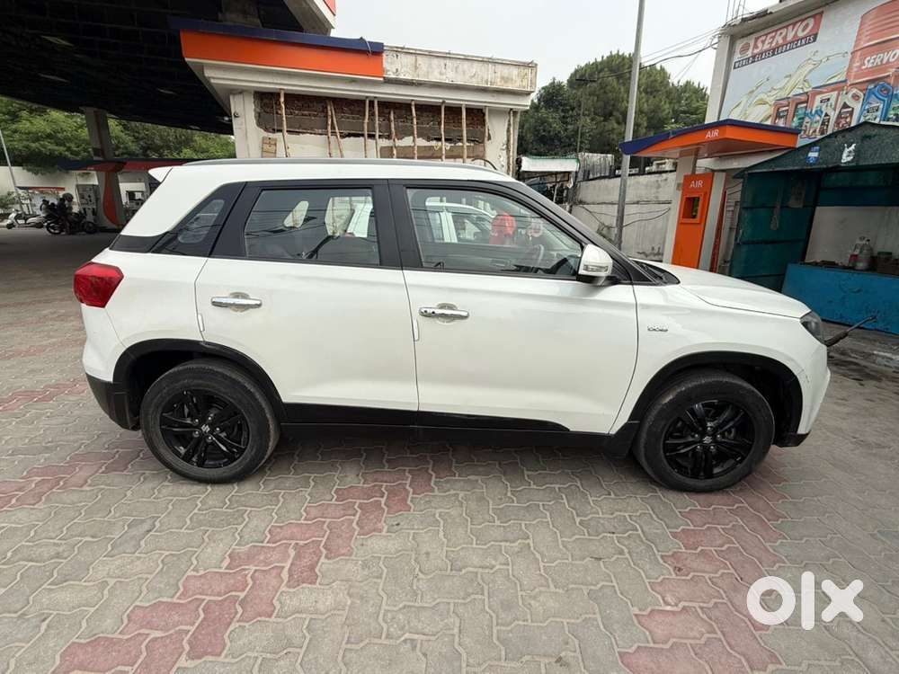 December 2018 Maruti Suzuki Brezza Diesel Automatic