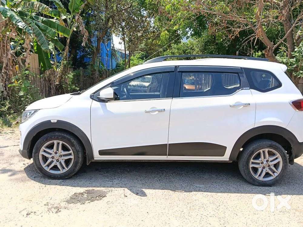 Renault Triber Rxz, 2021, Petrol