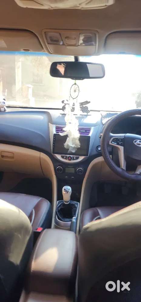 Hyundai Verna 2011