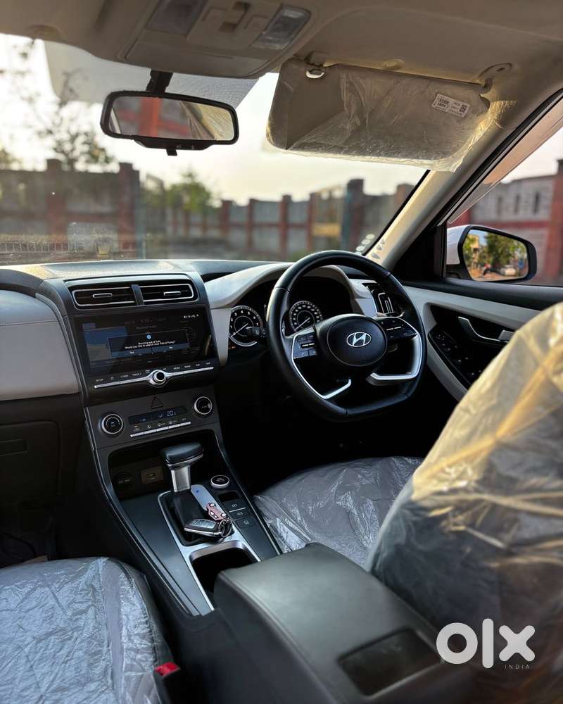 Hyundai Creta 1.5 Mpi Sx Petrol Ivt, 2023, Cng & Hybrids