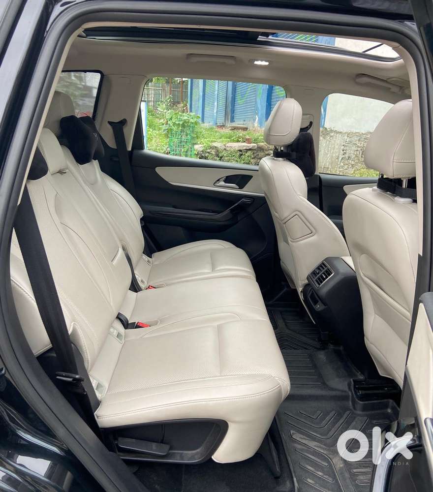 Mahindra Xuv700 2.2 Ax 7 Diesel Mt Luxury Pack Str, 2024, Diesel
