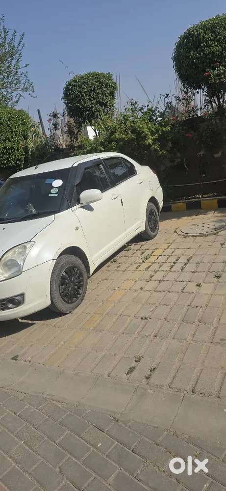 Maruti Suzuki Dzire 2011 Petrol Well Maintained