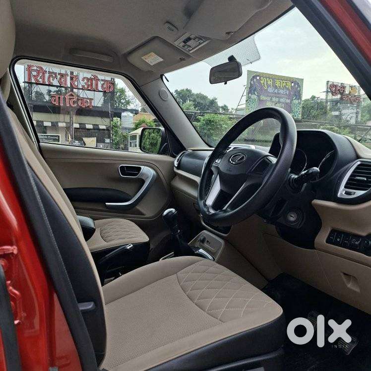 Mahindra Tuv 300 T10, 2018, Diesel