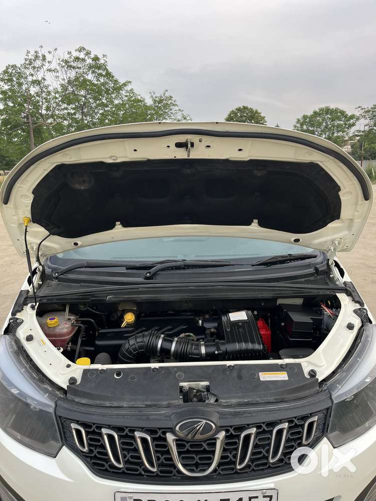 Mahindra Marazzo M6 8str, 2019, Diesel