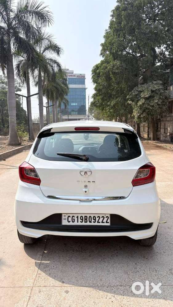 Tata Tiago 1.2 Revotron Xz (o), 2023, Petrol